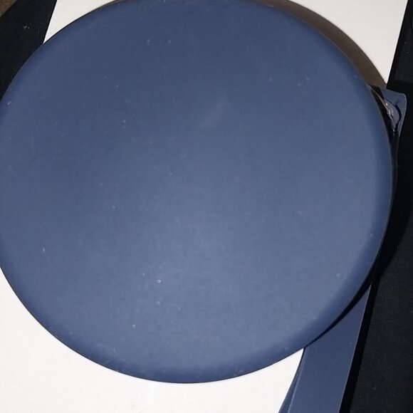 Versace change purse - Picture 3 of 6